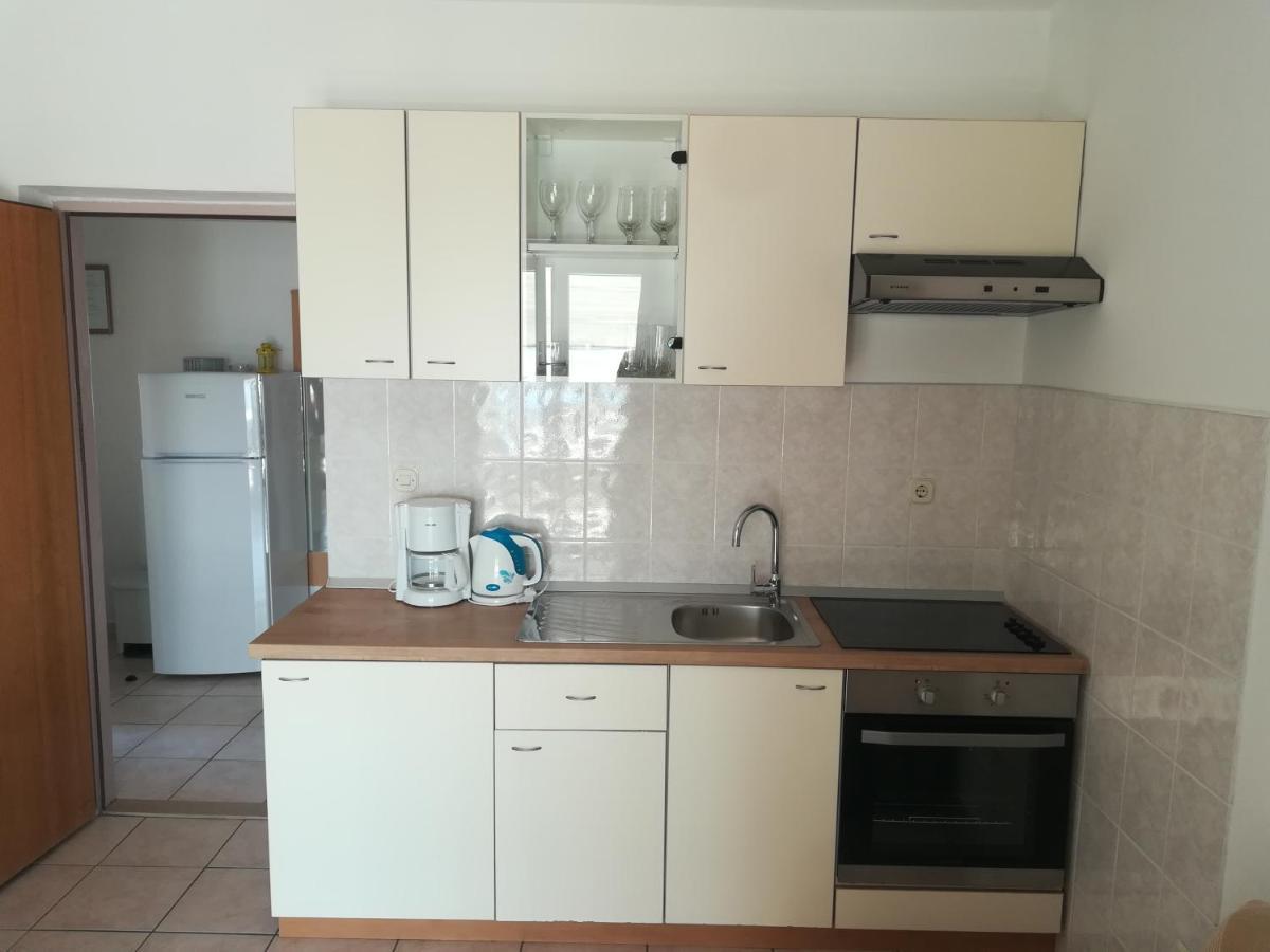 Apartments Vukas Lumbarda Extérieur photo