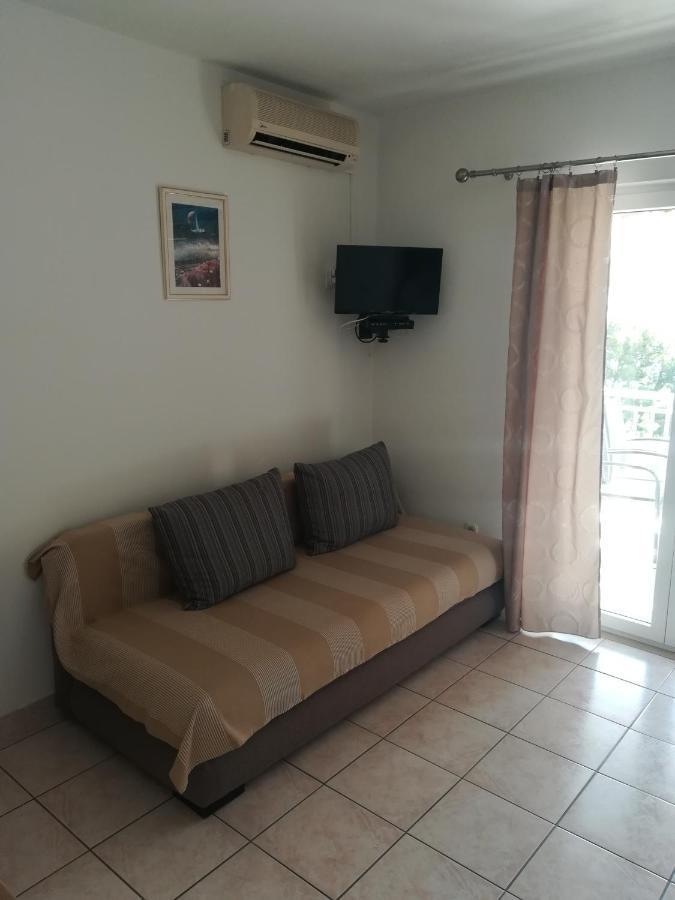 Apartments Vukas Lumbarda Extérieur photo